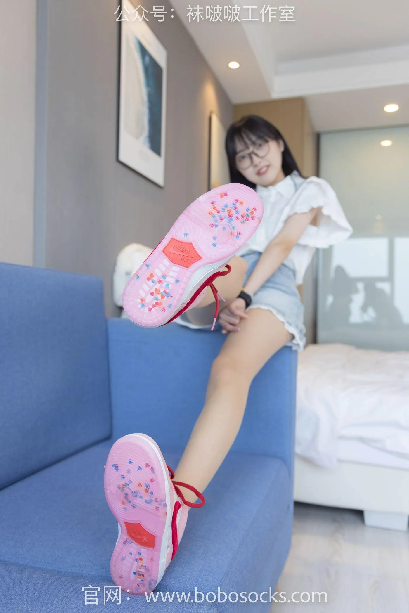 [BoBoSocks袜啵啵]NO.097 稚予-板鞋、玻璃丝短袜、肉丝 [140P]插图